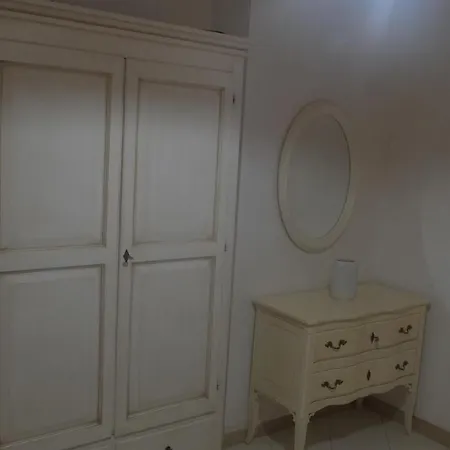 וילה Isolde Triscina