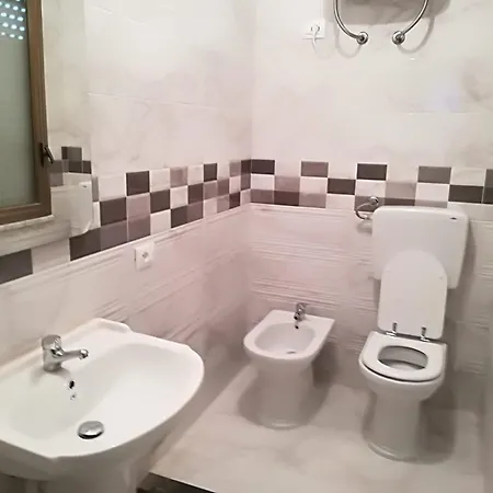 וילה Isolde Triscina